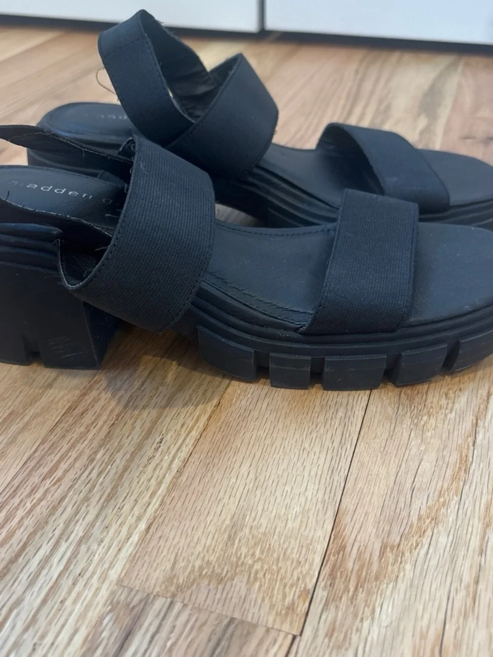 Madden Girl Harly Sandals Womens 8 Platform Slingback Block Heels Black